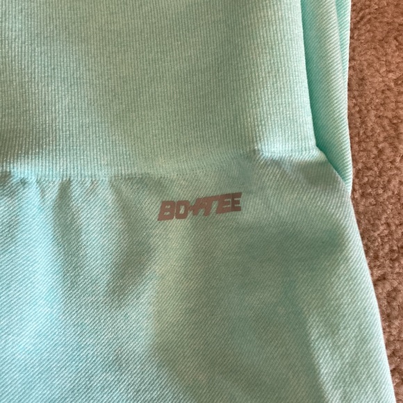 Turquoise adorable workout leggings - Picture 2 of 2